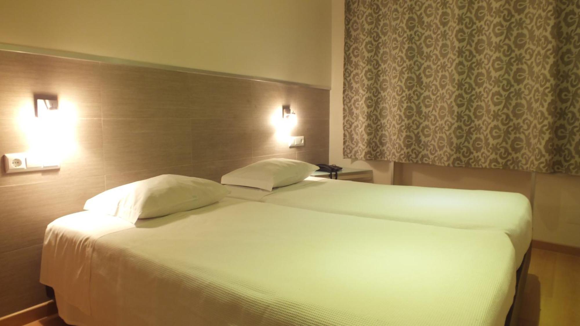 Guesthouse Bocage 세투발 외부 사진